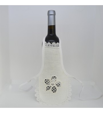 Bottle apron with details...